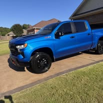 Blue pickup truck after an exterior detail